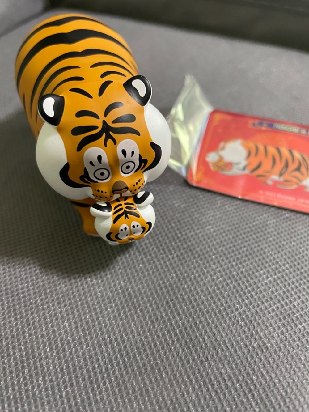 AUTHENTIC Pangs & Baby Series 1 by 52Toys - Carry